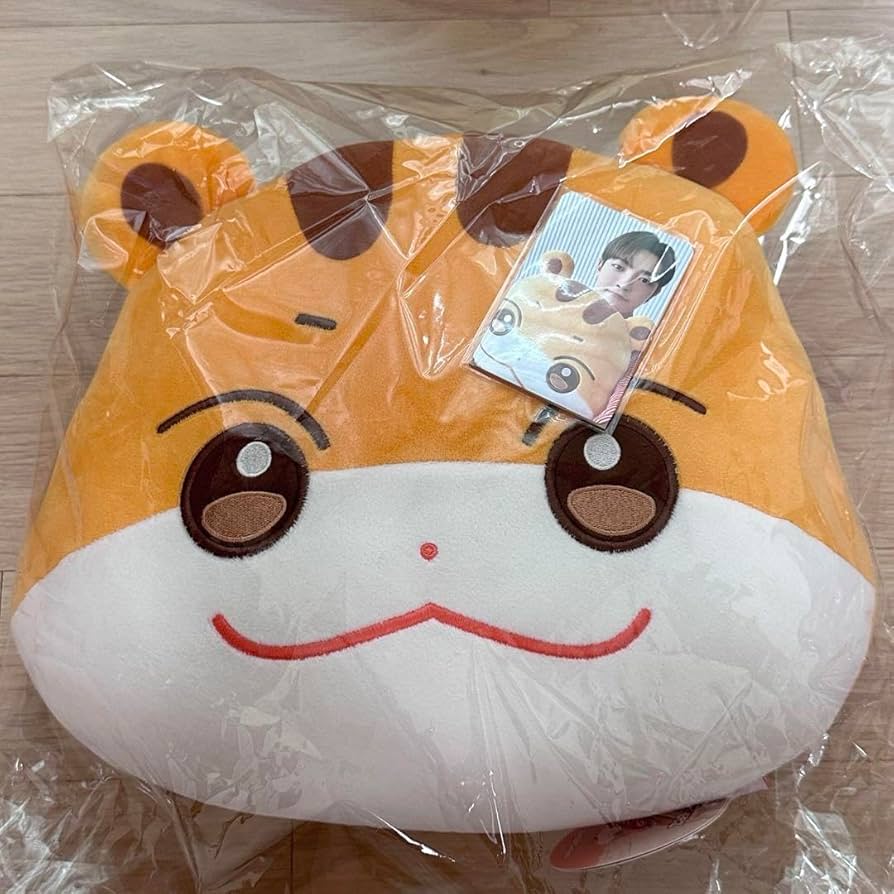 ATEEZ - ATEEZ WOOYONYANG クッション 未開封品 トレカ付き ATEEZ - ATEEZ WOOYONYANG クッション 未開封品 トレカ付き